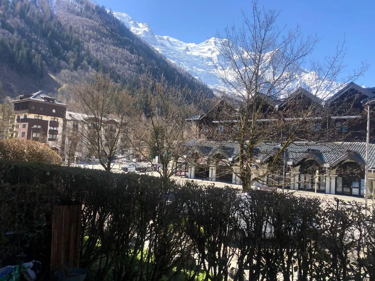 דירות Chamonix 27 - Au Centre Vue Mont Blanc Et Jardin 0*,  צרפת